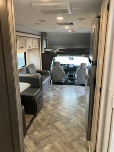 2022 Forest river Sunseeker 2850 LE - Photo 8 - Puyallup, WA 98373