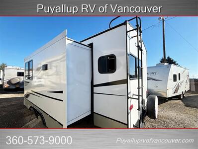 2025 KEYSTONE RV COUGAR HALF TON 22MLSWE   - Photo 4 - Vancouver, WA 98682-4901