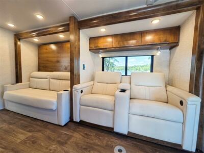 2020 Tiffin WAYFARER 25RW - Photo 6 - Puyallup, WA 98373
