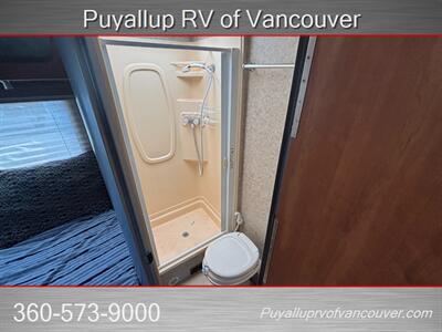 2009 WINNEBAGO VIEW 24J   - Photo 13 - Vancouver, WA 98682-4901
