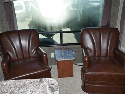 2015 Keystone Passport 2450RLWE - Photo 7 - Puyallup, WA 98373