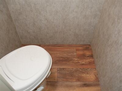 2015 Keystone Passport 2450RLWE - Photo 8 - Puyallup, WA 98373