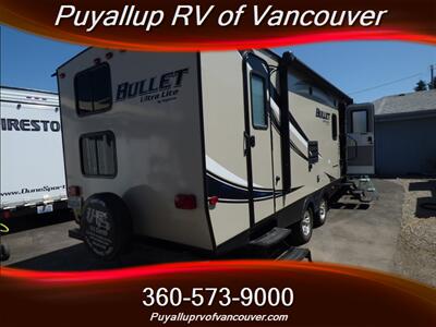 2018 Keystone BULLET ULTRA LITE 272BHS   - Photo 3 - Vancouver, WA 98682-4901