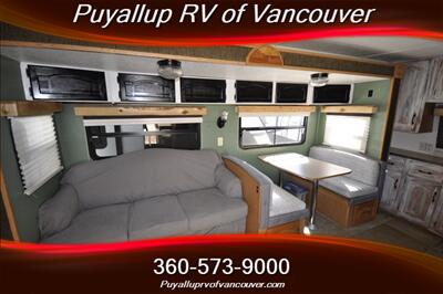 2004 KEYSTONE MONTANA MOUNTAINEER 305FKS   - Photo 6 - Vancouver, WA 98682-4901