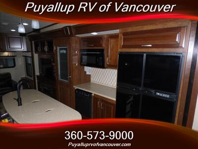 2014 GRAND DESIGN SOLITUDE 369RL   - Photo 16 - Vancouver, WA 98682-4901