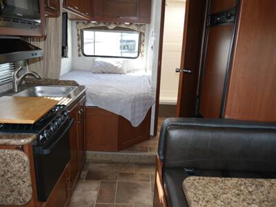 2017 Thor Freedom Elite 23H   - Photo 12 - Puyallup, WA 98373