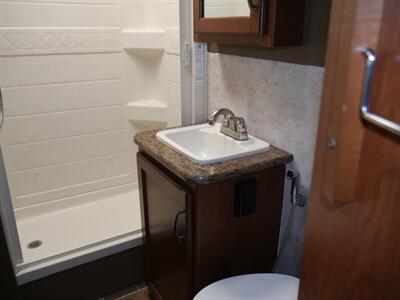 2017 Thor Freedom Elite 23H   - Photo 10 - Puyallup, WA 98373