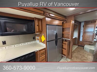 2013 Tiffin Allegro RED 33A   - Photo 15 - Vancouver, WA 98682-4901