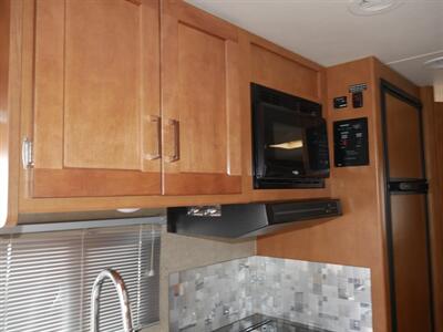 2019 Winnebago Minnie Winnie 22M   - Photo 6 - Puyallup, WA 98373