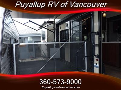 2018 JAYCO PINNACLE 39SPQS   - Photo 4 - Vancouver, WA 98682-4901