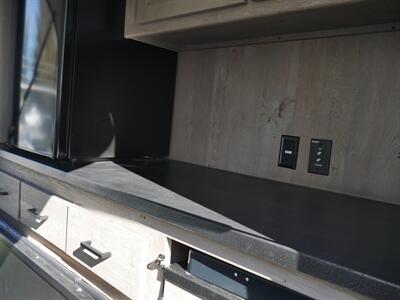 2021 Keystone Outback 330RL   - Photo 3 - Puyallup, WA 98373