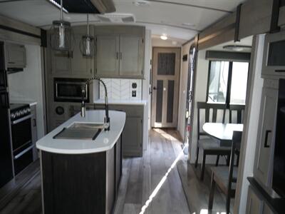 2021 Keystone Outback 330RL   - Photo 15 - Puyallup, WA 98373