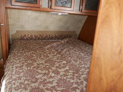 2012 Keystone Passport 3220BH   - Photo 13 - Puyallup, WA 98373