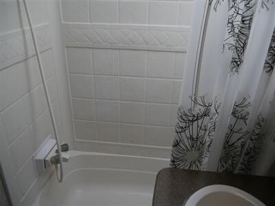 2012 Keystone Passport 3220BH   - Photo 9 - Puyallup, WA 98373