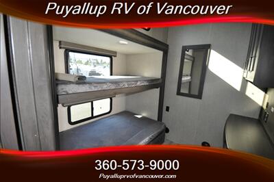 2022 GRAND DESIGN REFLECTION 31MB   - Photo 16 - Vancouver, WA 98682-4901