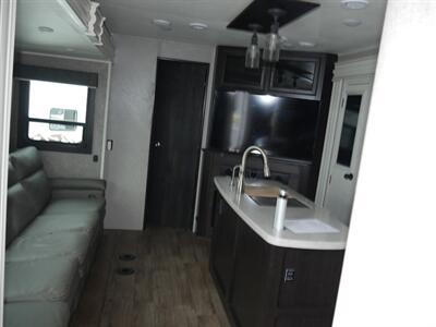 2021 Jayco Eagle 340DROK   - Photo 22 - Puyallup, WA 98373