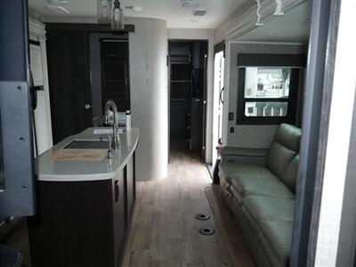 2021 Jayco Eagle 340DROK   - Photo 21 - Puyallup, WA 98373