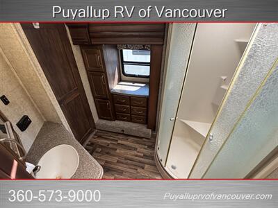 2016 KEYSTONE RV ALPINE 3590RS   - Photo 17 - Vancouver, WA 98682-4901