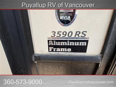 2016 KEYSTONE RV ALPINE 3590RS   - Photo 4 - Vancouver, WA 98682-4901