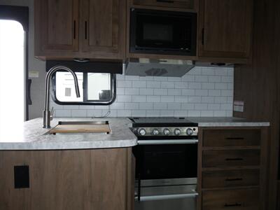 2021 Jayco Eagle HT 29.5BHOK   - Photo 6 - Puyallup, WA 98373