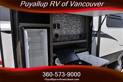 2020 KEYSTONE RV SPRINTER CAMP FIRE EDITION 32   - Photo 5 - Vancouver, WA 98682-4901