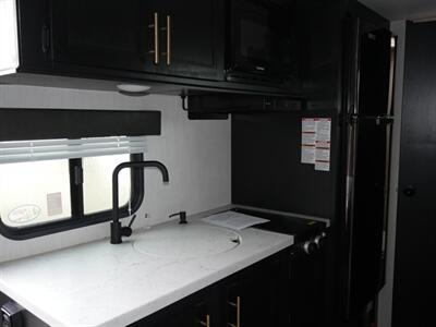 2022 Forest River Wolf Pup 16BH - Photo 6 - Puyallup, WA 98373