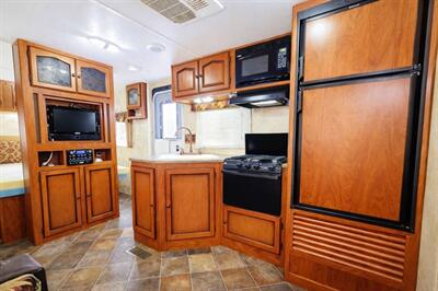 2012 Keystone Passport 2910BH   - Photo 4 - Puyallup, WA 98373