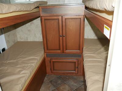 2012 Keystone Passport 2910BH - Photo 9 - Puyallup, WA 98373