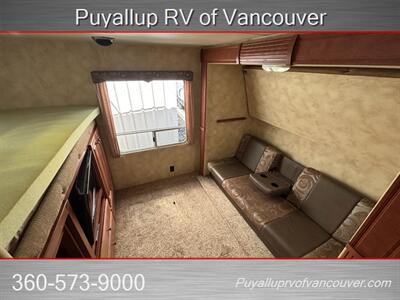 2014 ARCTIC FOX CLASSIC 31D   - Photo 12 - Vancouver, WA 98682-4901