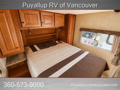2014 ARCTIC FOX CLASSIC 31D   - Photo 10 - Vancouver, WA 98682-4901