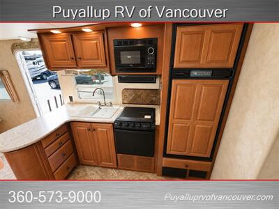 2014 ARCTIC FOX CLASSIC 31D   - Photo 7 - Vancouver, WA 98682-4901