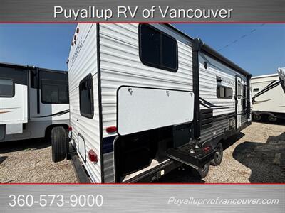 2022 KEYSTONE RV SPRINGDALE 220BHWE   - Photo 4 - Vancouver, WA 98682-4901
