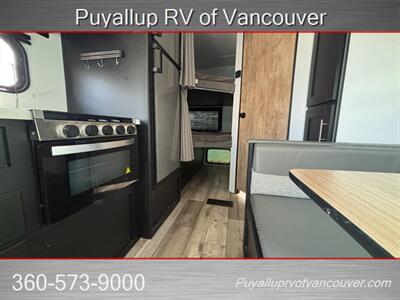 2022 KEYSTONE RV SPRINGDALE 220BHWE   - Photo 9 - Vancouver, WA 98682-4901