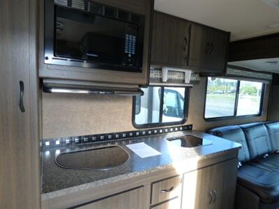 2015 Coachmen Orion 24   - Photo 4 - Puyallup, WA 98373