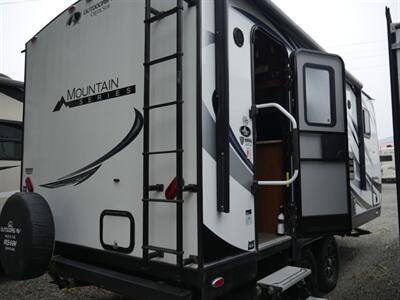 2019 Outdoors RV Creek Side 18RBS   - Photo 4 - Puyallup, WA 98373