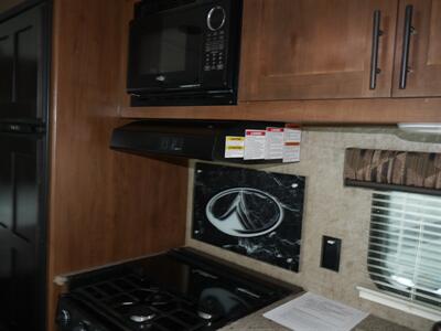 2019 Outdoors RV Creek Side 18RBS   - Photo 6 - Puyallup, WA 98373