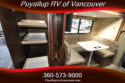 2016 FOREST RIVER SUNSEEKER 2400W 3500 MERCEDES SPRINT   - Photo 16 - Vancouver, WA 98682-4901