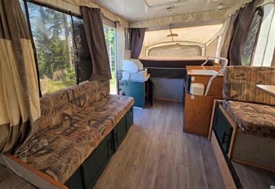 2001 Starcraft Constellation   - Photo 7 - Puyallup, WA 98373