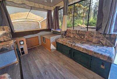 2001 Starcraft Constellation   - Photo 6 - Puyallup, WA 98373