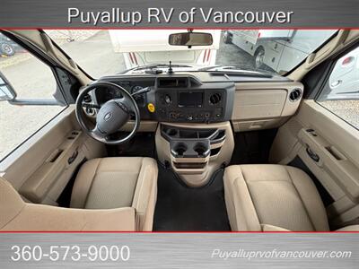 2019 FOREST RIVER RV FORESTER 2421DS   - Photo 6 - Vancouver, WA 98682-4901