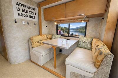 2009 Gulf Stream BT Cruiser GX2  5272   - Photo 5 - Puyallup, WA 98373