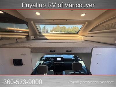 2026 JAYCO GREYHAWK XL 33F   - Photo 12 - Vancouver, WA 98682-4901