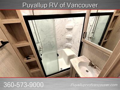 2022 FOREST RIVER SIERRA M-401FLX   - Photo 14 - Vancouver, WA 98682-4901
