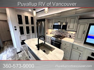 2022 FOREST RIVER SIERRA M-401FLX   - Photo 10 - Vancouver, WA 98682-4901