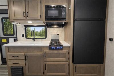 2024 Starcraft AUTUMN RIDGE 180BHS - Photo 4 - Puyallup, WA 98373