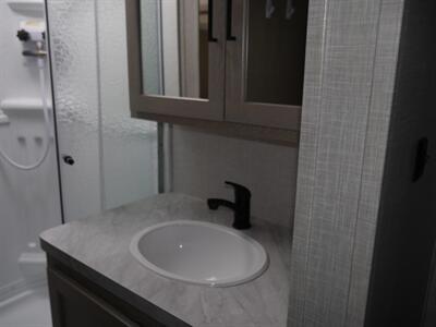 2023 Forest River Rockwood Mini Lite 2516S - Photo 6 - Puyallup, WA 98373