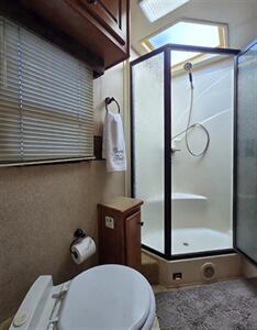 2009 Damon TUSCANY 4051 - Photo 10 - Puyallup, WA 98373