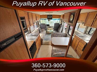 2001 Itasca Sunrise 31B   - Photo 17 - Vancouver, WA 98682-4901