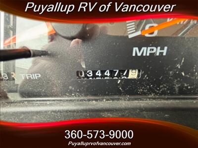 2001 Itasca Sunrise 31B   - Photo 7 - Vancouver, WA 98682-4901