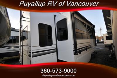 2024 GRAND DESIGN RV INFLUENCE 2903RL - Photo 6 - Vancouver, WA 98682-4901